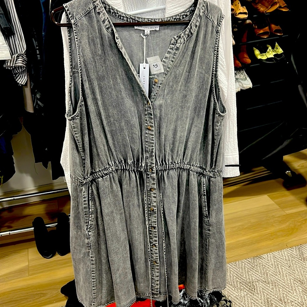 Ladies 1X Dress.Or long top